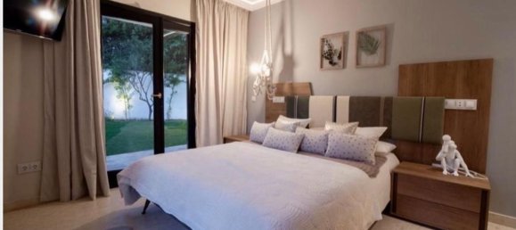 7 bedrooms Villa in Marbella, Spain No. 125803 21