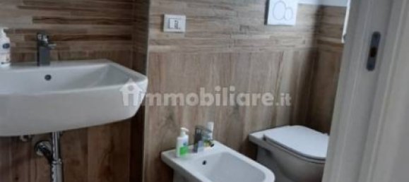 Apartamento de 9 dormitorios en Mantua, Italy No. 335028 29