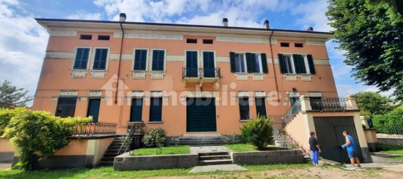 Apartamento de 9 dormitorios en Mantua, Italy No. 335028 6