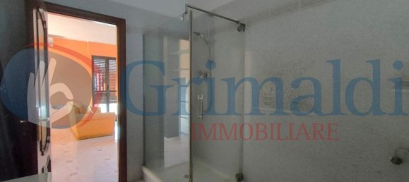 4غرفة شقة في Turin, Italy رقم 268009 29