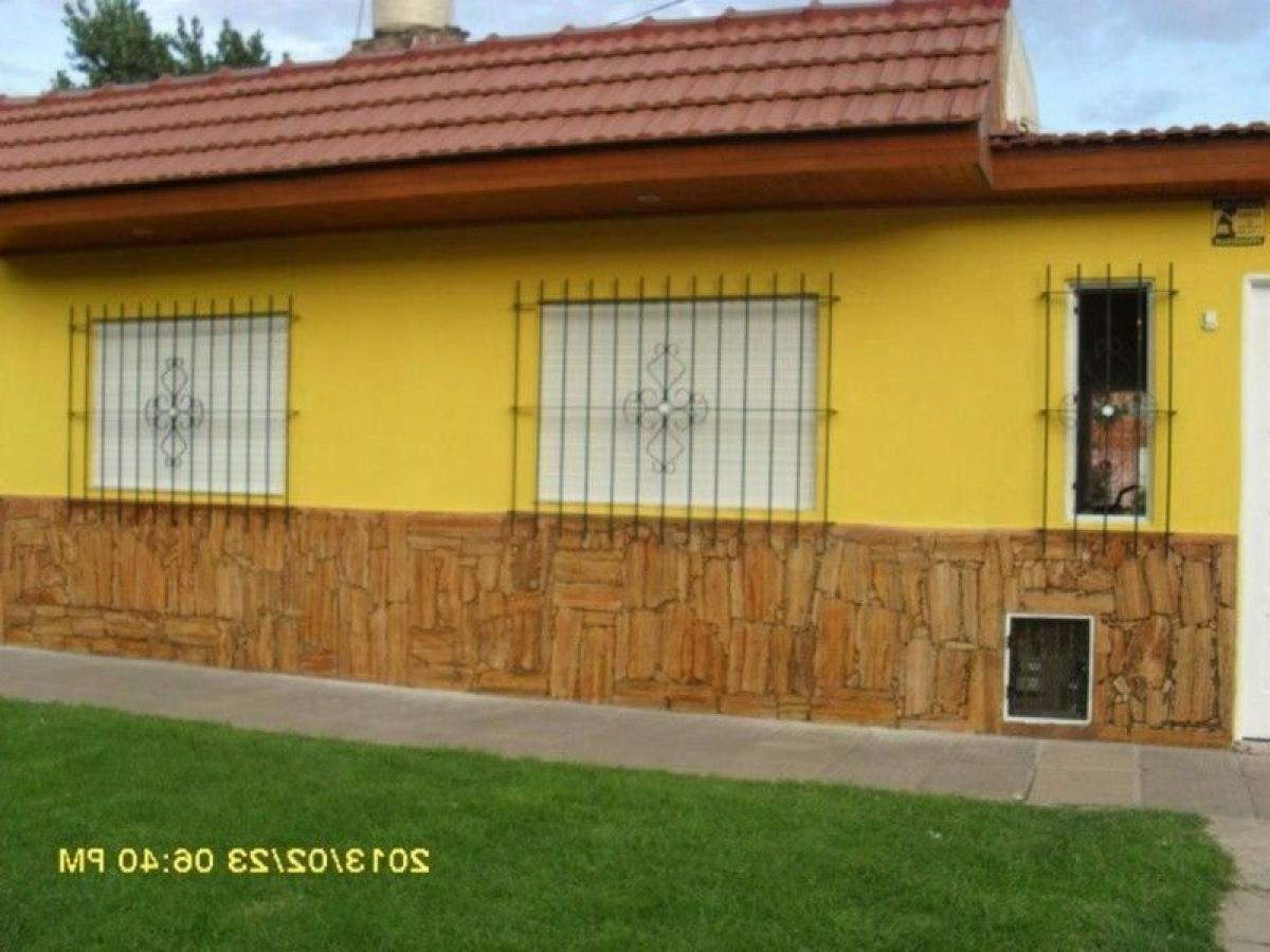 3 bedrooms House in Merlo, Argentina No. 61968