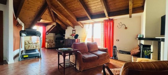 4 Schlafzimmer Wohnung in Giugliano in Campania, Italy, Nr. 209343 20
