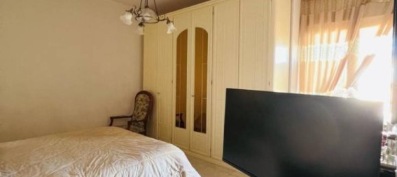 4 Schlafzimmer Wohnung in Giugliano in Campania, Italy, Nr. 209343 14