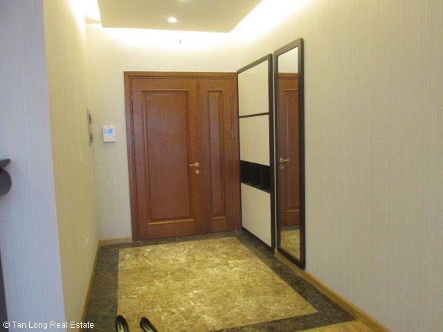 3 bedrooms Apartment in Cau Giay, Vietnam No. 4430