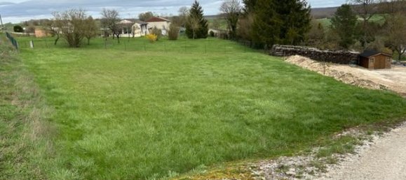  Land in Lemmes, France No. 92609 3