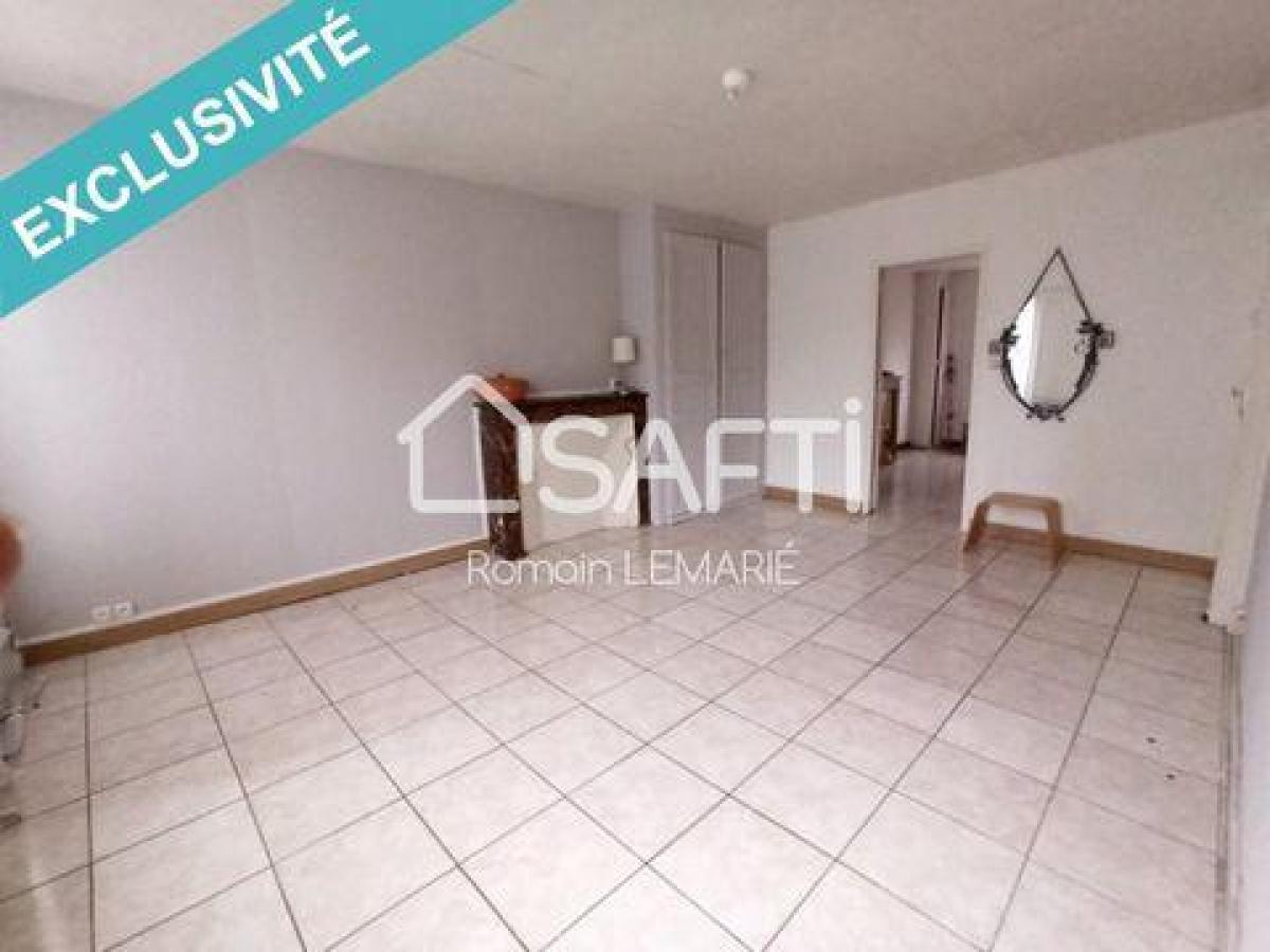 2 bedrooms Apartment in Lisieux, France No. 26706