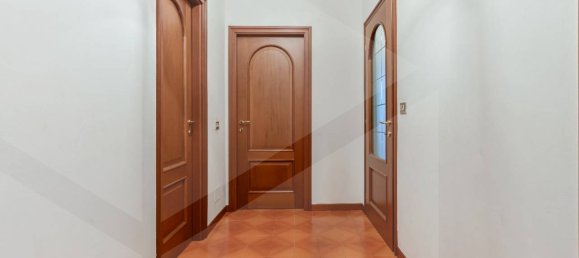 6 rooms Villa in Settala, Italy No. 20418 8