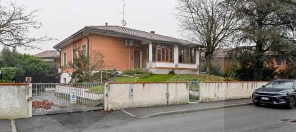 6 rooms Villa in Settala, Italy No. 20418 25