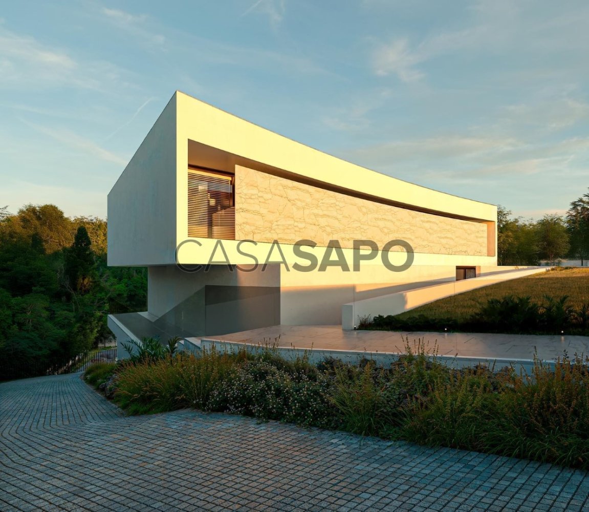 571m² Land in Oeiras, Portugal No. 347003