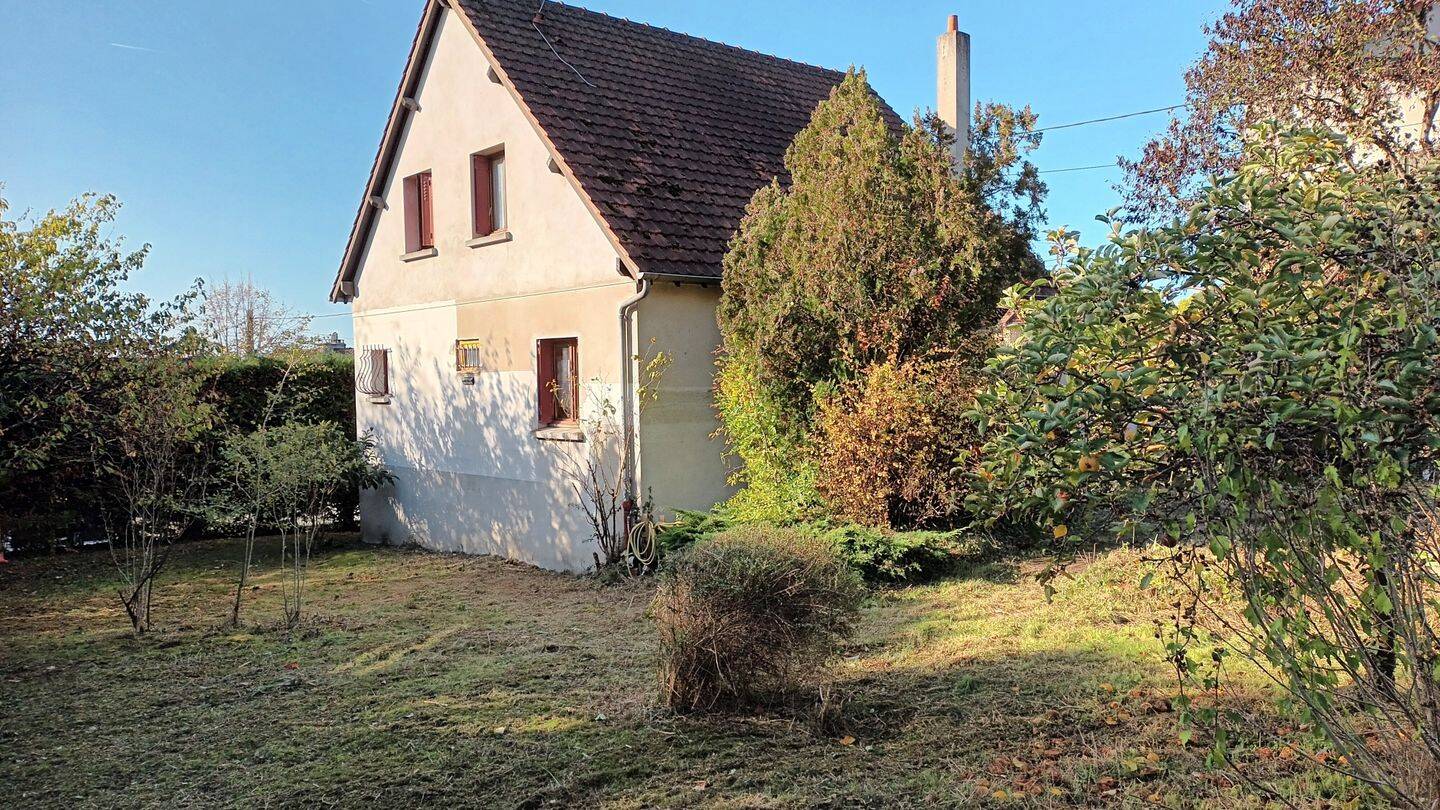 3 bedrooms House in La Frette-sur-Seine, France No. 328739