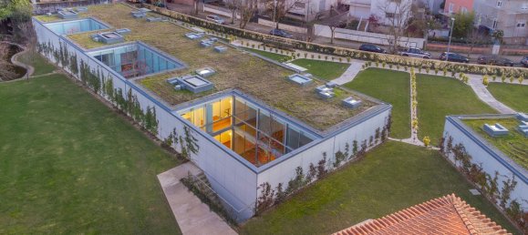 4 bedrooms House in Porto, Portugal No. 16968 19