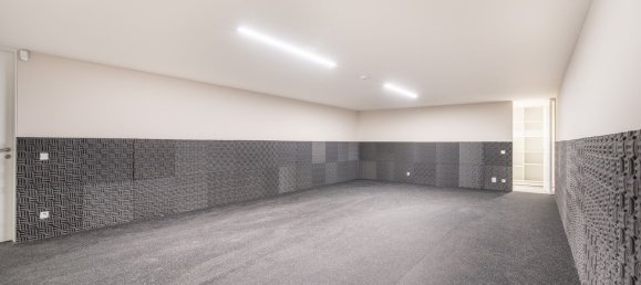 4 bedrooms House in Porto, Portugal No. 16968 40