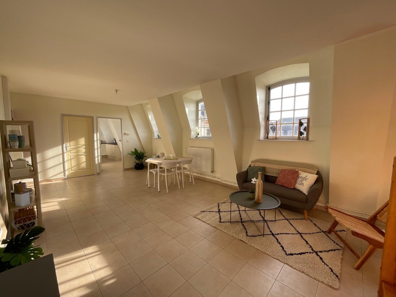 2 Schlafzimmer Wohnung in Abbeville, France, Nr. 227703