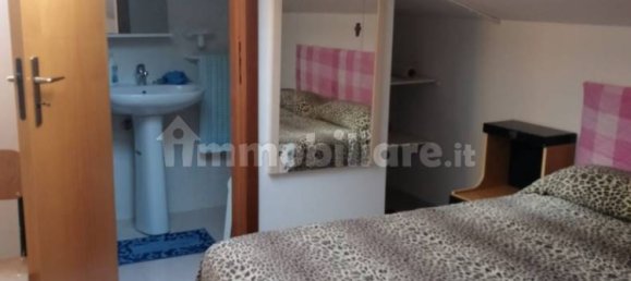 Apartamento de 3 dormitorios en Campofelice di Roccella, Italy No. 299185 4
