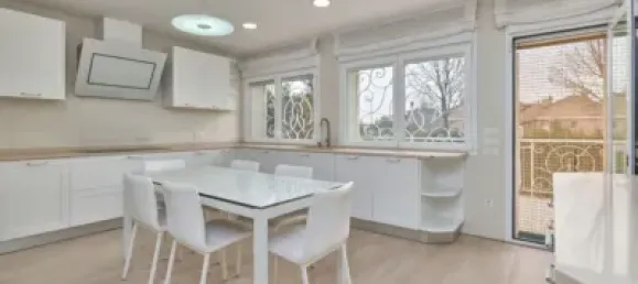 5 bedrooms House in Colmenar Viejo, Spain No. 153793 8