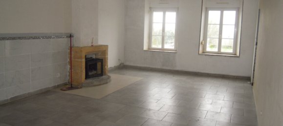 Casa T2 em Neufmaison, France N.º 69037 2