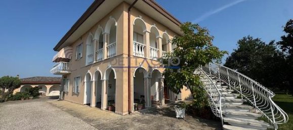 6 bedrooms Villa in Dolo, Italy No. 273509 21