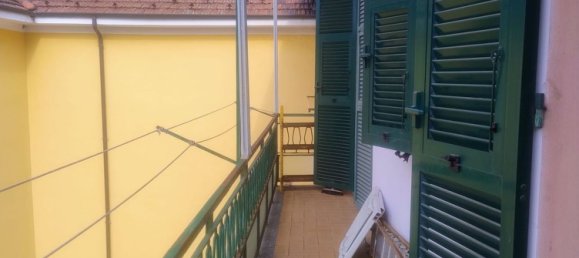 4-salle Appartement à Novi Ligure, Italy No. 274053 7