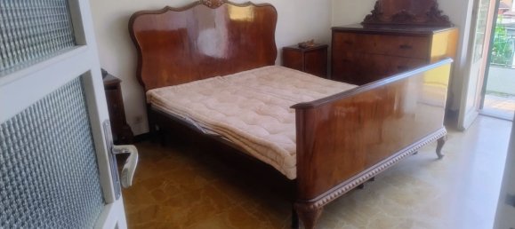 4-salle Appartement à Novi Ligure, Italy No. 274053 17