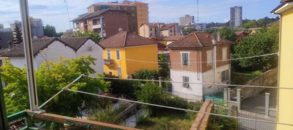 4-salle Appartement à Novi Ligure, Italy No. 274053 20