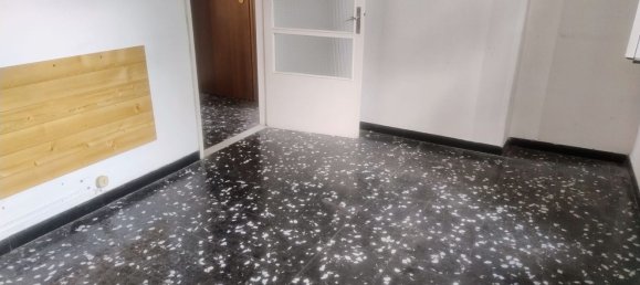 4-salle Appartement à Novi Ligure, Italy No. 274053 10