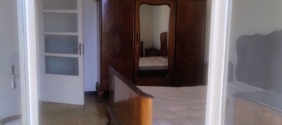 4-salle Appartement à Novi Ligure, Italy No. 274053 19