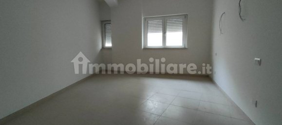 2 chambres Appartement à L'Aquila, Italy No. 81704 14
