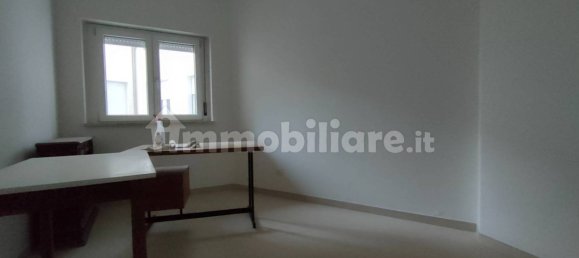 2 chambres Appartement à L'Aquila, Italy No. 81704 17