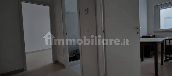 2 chambres Appartement à L'Aquila, Italy No. 81704 15