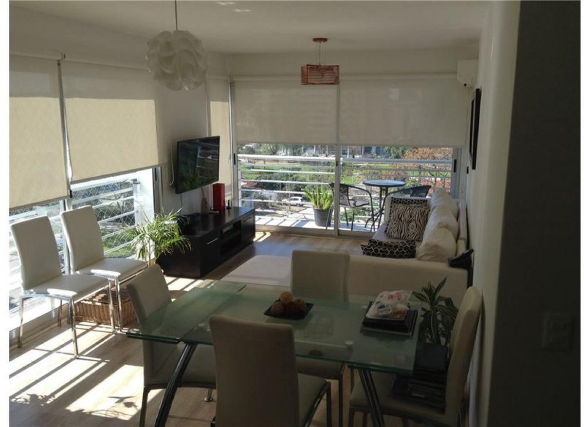 2 bedrooms Apartment in Montevideo, Uruguay No. 8022