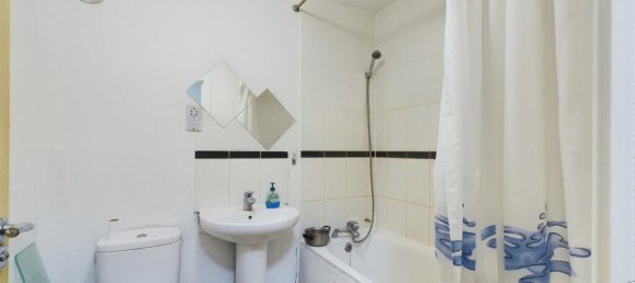 3 bedrooms House in West Drayton, United Kingdom No. 5055 12