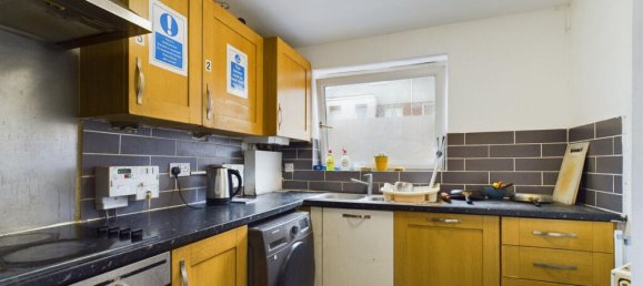 3 bedrooms House in West Drayton, United Kingdom No. 5055 3