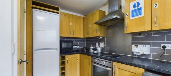 3 bedrooms House in West Drayton, United Kingdom No. 5055 4