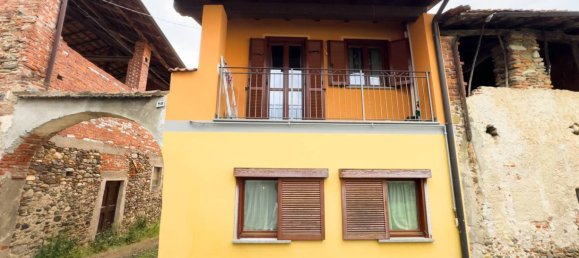 2 bedrooms House in Fontaneto d'Agogna, Italy No. 375536 2