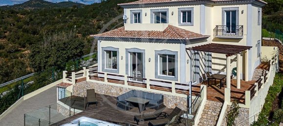 Villa de 3 dormitorios en Santa Catarina da Fonte do Bispo, Portugal No. 111034 2