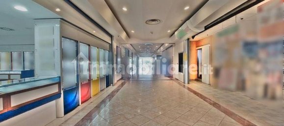 Gewerbliche Immobilie in Rocca San Giovanni, Italy 3595m², Nr. 311426 16