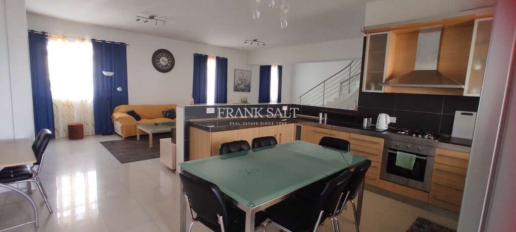 3 bedrooms Maisonette in Zurrieq, Malta No. 8210