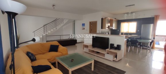 3 bedrooms Maisonette in Zurrieq, Malta No. 8210 2