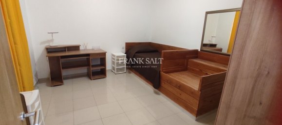 3 bedrooms Maisonette in Zurrieq, Malta No. 8210 8