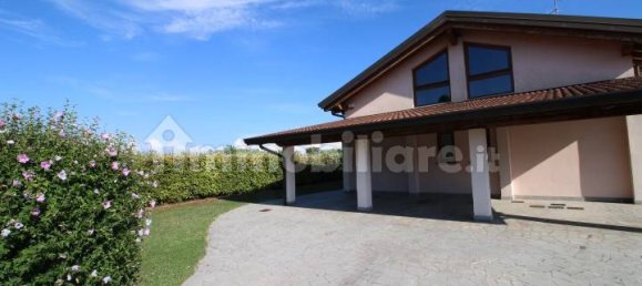 3 bedrooms Villa in Gorizia, Italy No. 270801 3