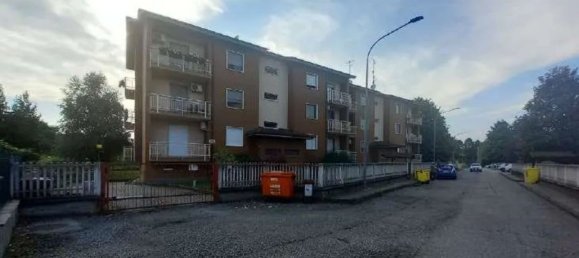 4 rooms Apartment in Strambino, Italy No. 202534 51