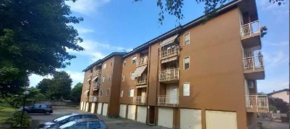 4 rooms Apartment in Strambino, Italy No. 202534 18