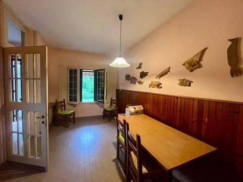 Вилла с 6 комнатами в Веделаго, Италия № 166199