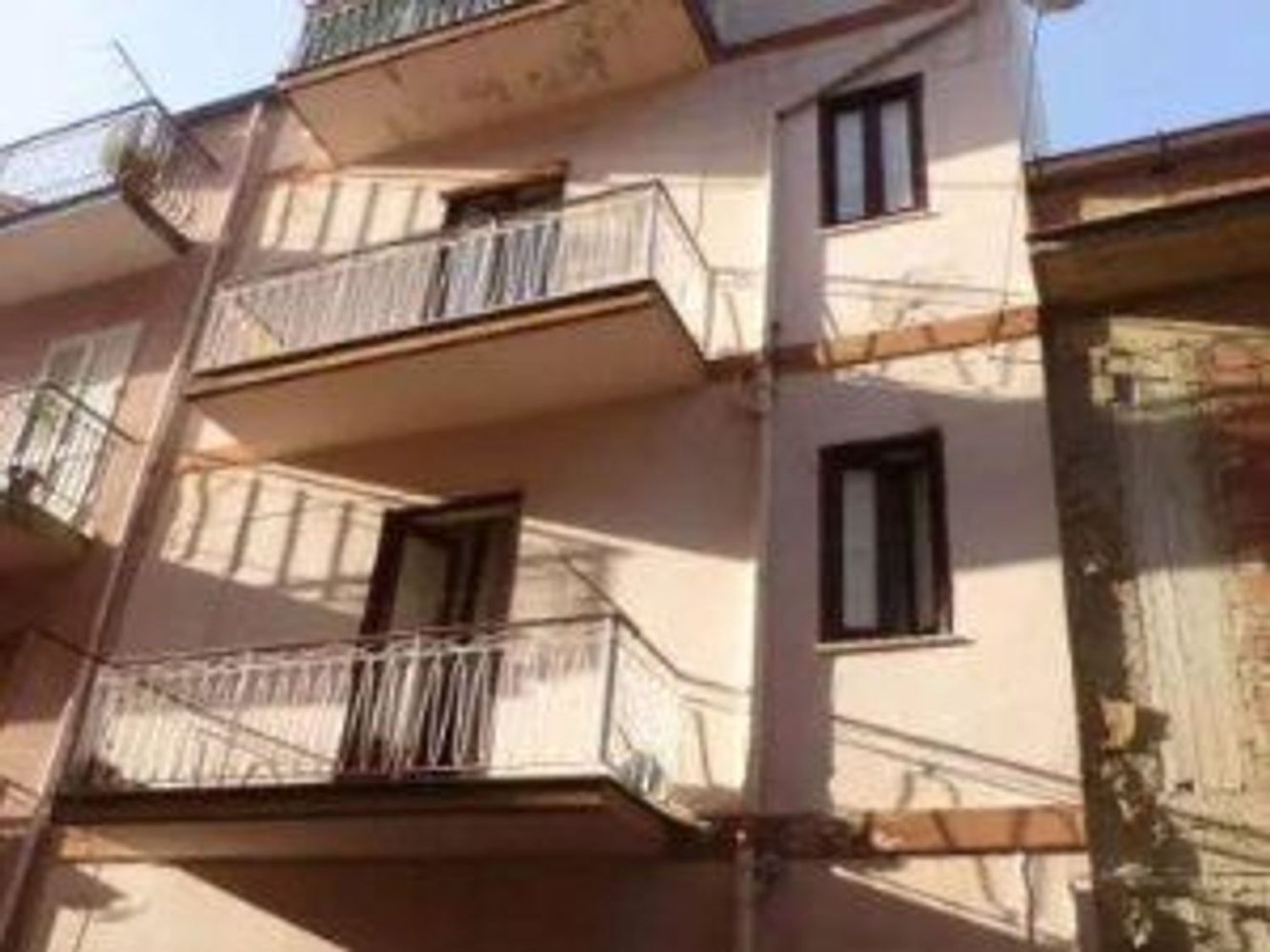 8غرفة منزل في Santo Stefano di Camastra, Italy رقم 37118