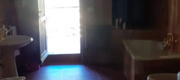 Casa de 8 divisões em Chiusa di Pesio, Italy N.º 86229 21