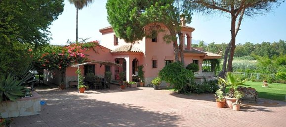 4 bedrooms House in Casares, Spain No. 38726 17