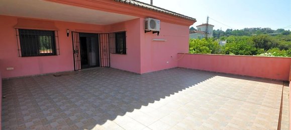 4 bedrooms House in Casares, Spain No. 38726 13