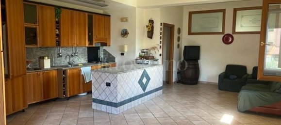 7 chambres Appartement à Reggio Calabria, Italy No. 312724 9