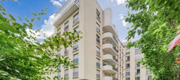 3 bedrooms Apartment in Saint-Denis, France No. 360253 10