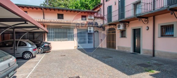 2 rooms Commercial property in Rovato, Italy No. 371652 25